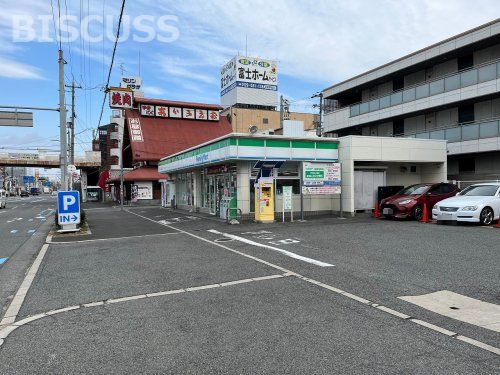 ファミリーマート 浜寺石津町店の画像