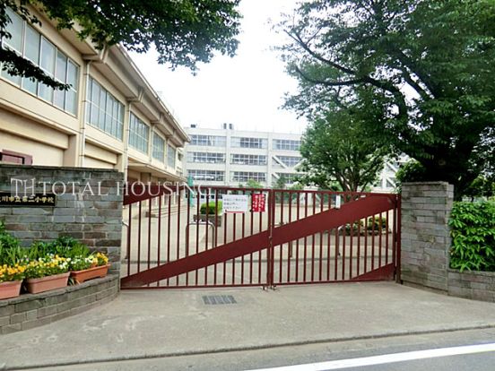 立川市立第二小学校の画像