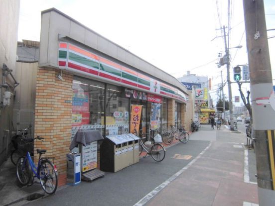 セブンイレブン　千鳥橋駅前店の画像