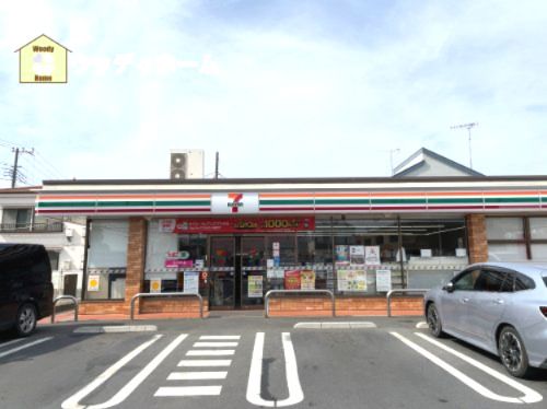 セブンイレブン 草加柳島店の画像