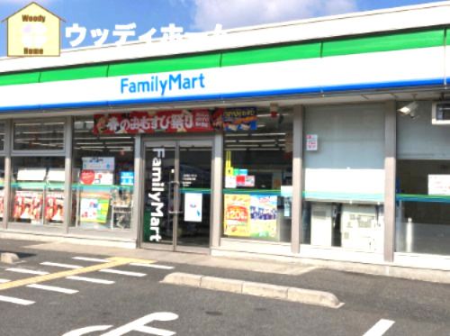 ファミリーマート 川口芝高木店の画像