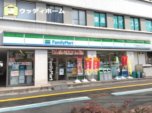 ファミリーマート 春日部中央一丁目店の画像