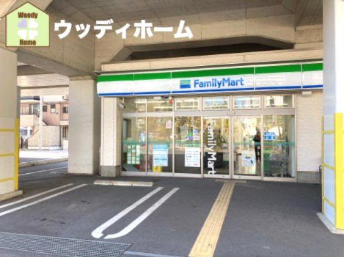 ファミリーマート 南越谷一丁目南店の画像