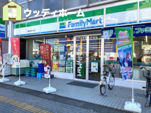 ファミリーマート 南越谷四丁目店の画像