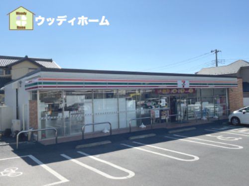 セブンイレブン 越谷神明町2丁目店の画像