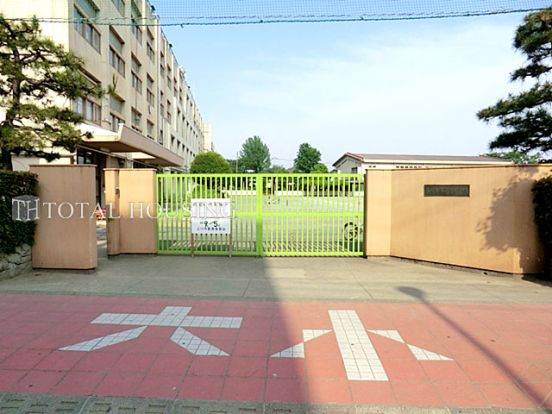 立川市立第六小学校の画像