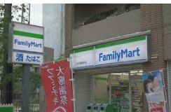 ファミリーマート JR太秦駅前店の画像