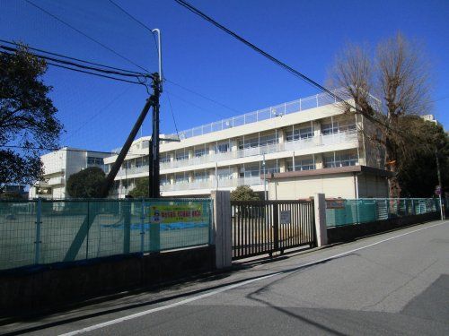 川口市立元郷中学校の画像