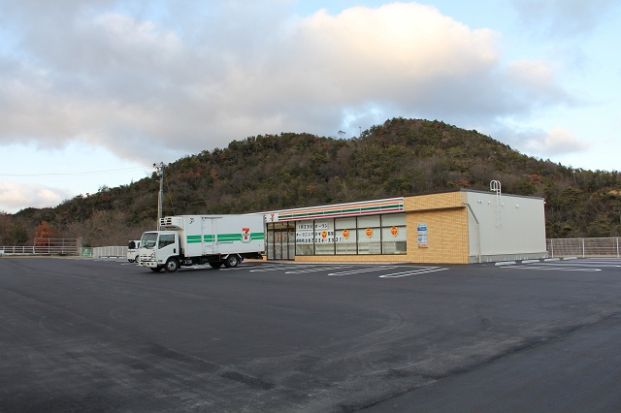 セブンイレブン 広島矢野寺屋敷店の画像