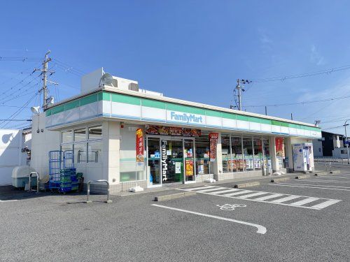 ファミリーマート 岸和田土生東店の画像