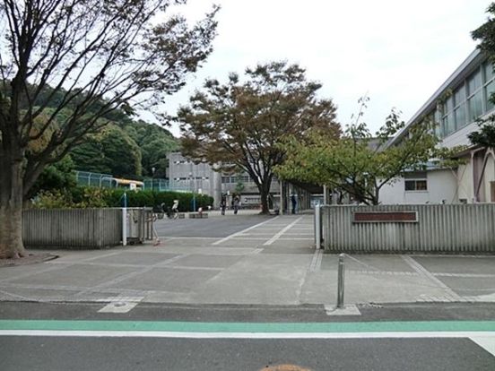 横浜市立間門小学校の画像
