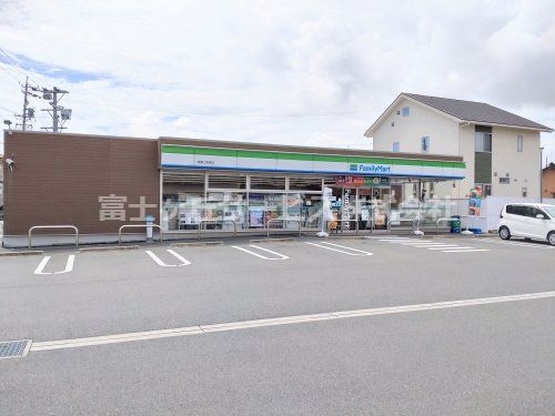 ファミリーマート 豊橋上野東店の画像