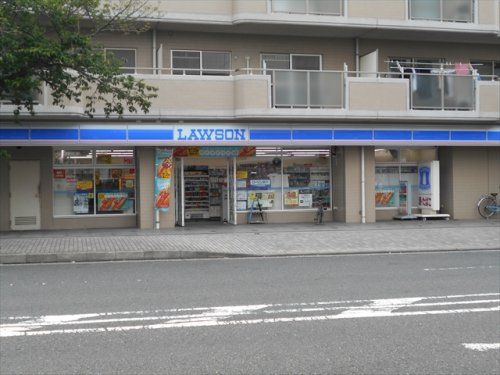 ローソン 横須賀日の出町三丁目店の画像