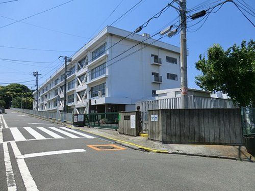 横須賀市立岩戸小学校の画像