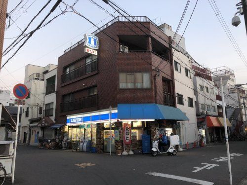 ローソン 萩之茶屋三丁目店の画像