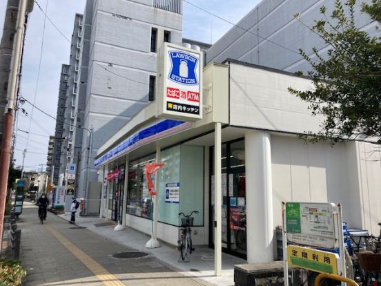 ローソン 諸口三丁目店の画像