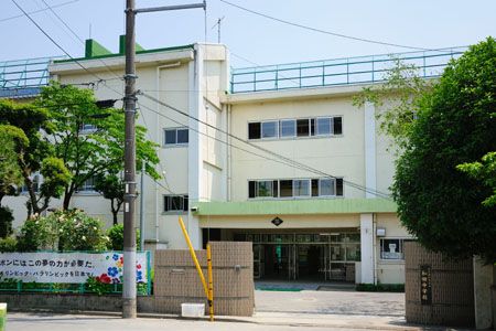 杉並区立和田中学校の画像