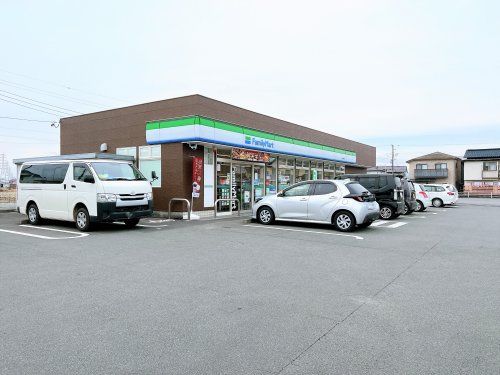 ファミリーマート 三島中島店の画像