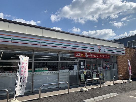 セブンイレブン山科勧修寺公園前店の画像