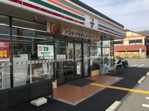 セブンイレブン 門真巣本町店の画像