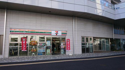 セブンイレブン 千葉駅西口店の画像