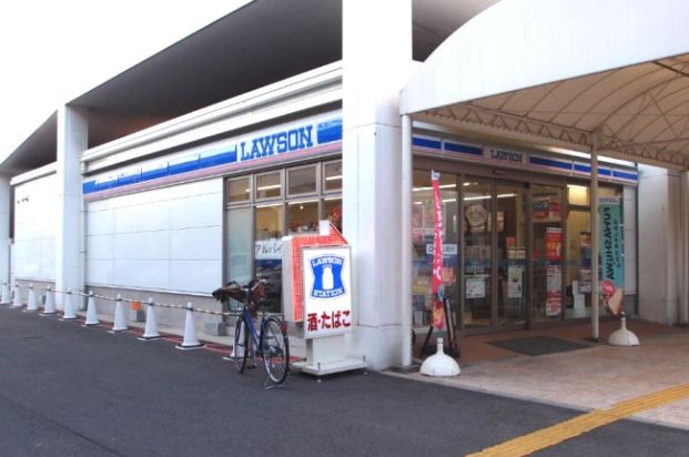 ローソン 上小田井駅前店の画像