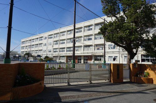 横浜市立上星川小学校の画像