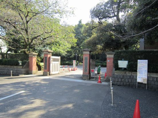 学習院大学の画像