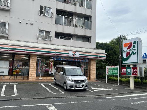 セブンイレブン 横浜妙蓮寺店の画像