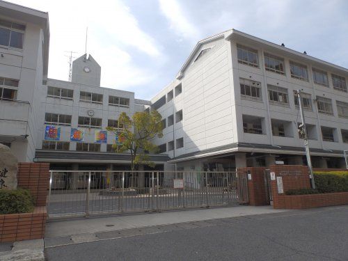 広島市立井口台中学校の画像