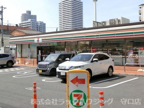 セブンイレブン　大阪友渕町3丁目店の画像