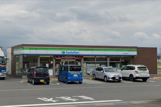 ファミリーマート 前橋上増田町店の画像