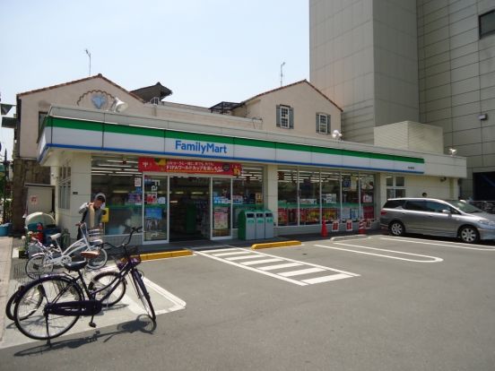 ファミリーマート　福山霞町店の画像