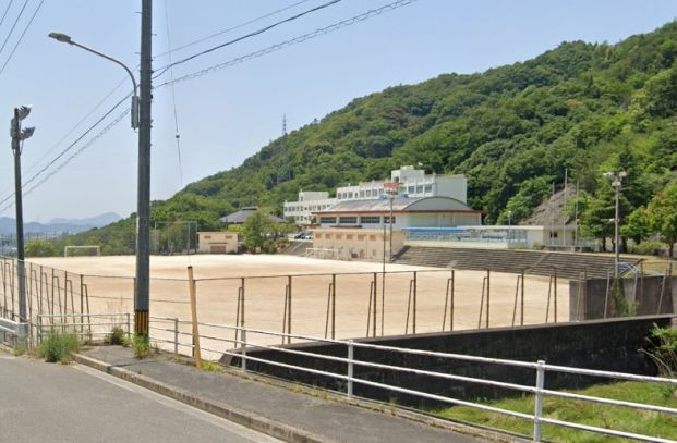 広島市立船越中学校の画像