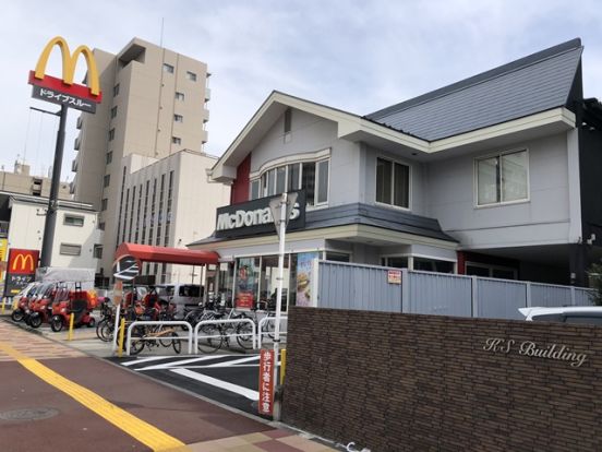 マクドナルド １５号新子安店の画像