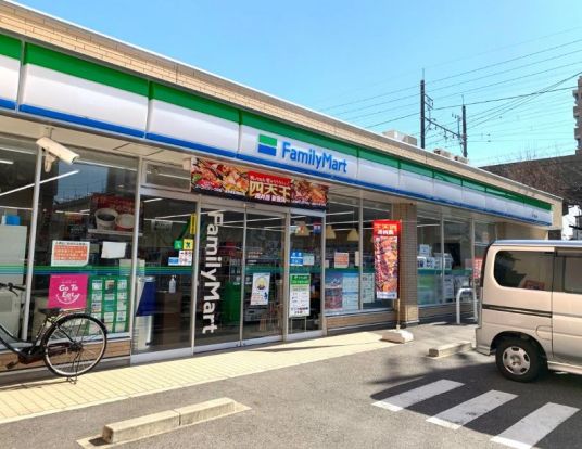 ファミリーマート 森下駅前店の画像