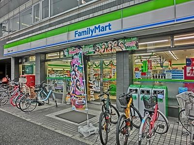 ファミリーマート新横浜1丁目店の画像