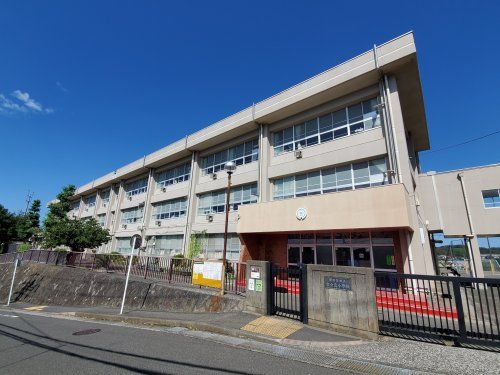 横須賀市立富士見小学校の画像