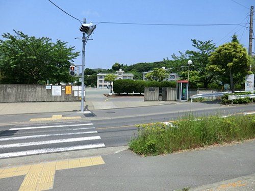 横須賀市立津久井小学校の画像