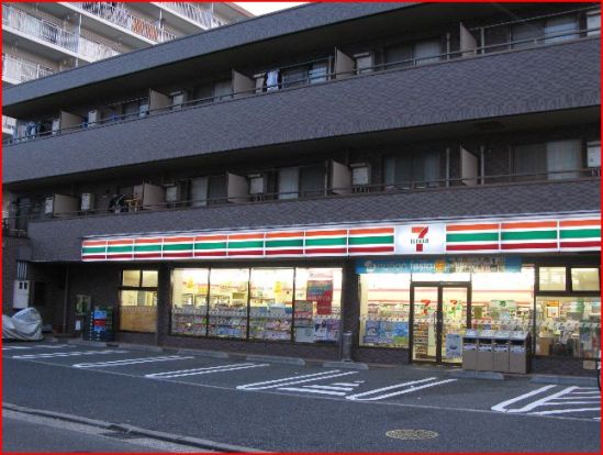 セブンイレブン 横須賀米ケ浜店の画像