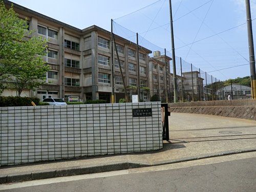 横須賀市立大矢部中学校の画像