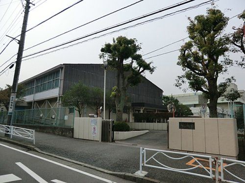 横浜市立藤の木中学校の画像