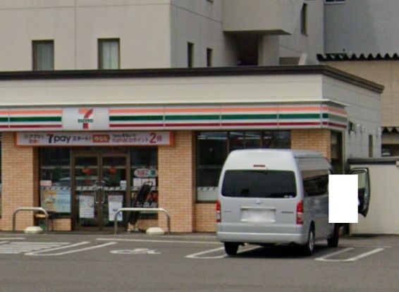 セブン-イレブン 大阪狭山草沢店の画像