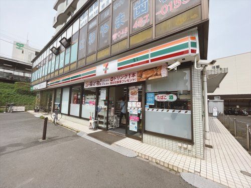 セブンイレブン 志木柳瀬川駅前店の画像
