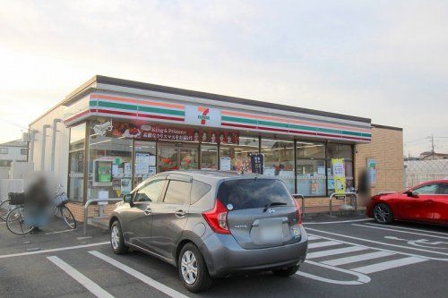 セブンイレブン 富士見鶴馬前谷店の画像