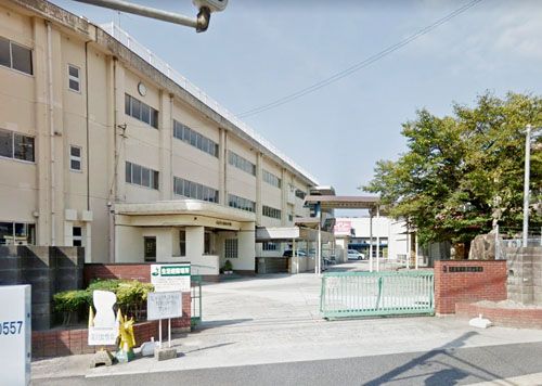 広島市立深川小学校の画像