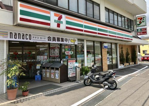 セブンイレブン 広島八幡店の画像