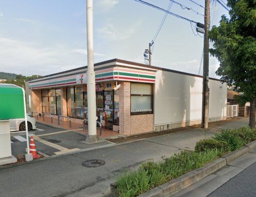 セブンイレブン 池田古江町店の画像