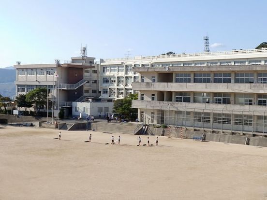 広島市立戸坂中学校の画像