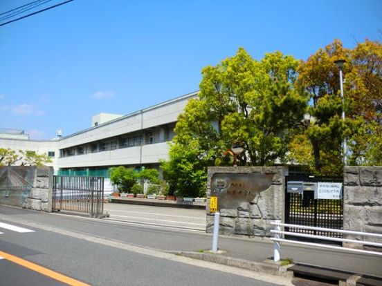 松本中学校の画像